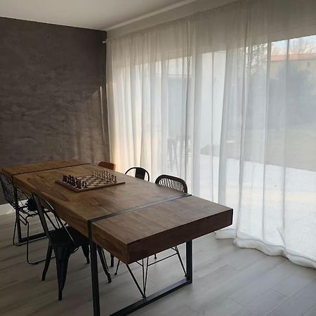 Villa Familiale 9 Pers Cabries Entre Aix Et Marseille 5 Min Gare Aix Tgv 15 Min Aeroport Mp Luaran gambar
