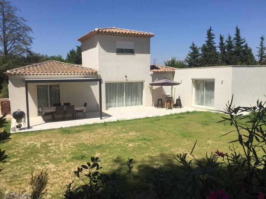 Villa Familiale 9 Pers Cabries Entre Aix Et Marseille 5 Min Gare Aix Tgv 15 Min Aeroport Mp Luaran gambar
