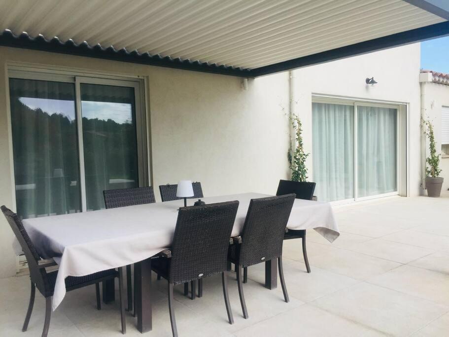 Villa Familiale 9 Pers Cabries Entre Aix Et Marseille 5 Min Gare Aix Tgv 15 Min Aeroport Mp Luaran gambar