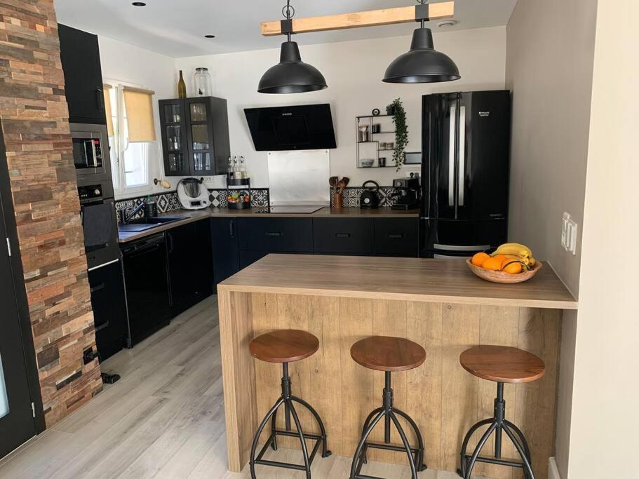 Villa Familiale 9 Pers Cabries Entre Aix Et Marseille 5 Min Gare Aix Tgv 15 Min Aeroport Mp Luaran gambar